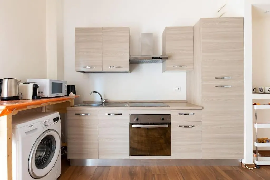 Ferienwohnung Ai Piedi Di San Luca - Parcheggio + 3 Bagni Bologna Apartment