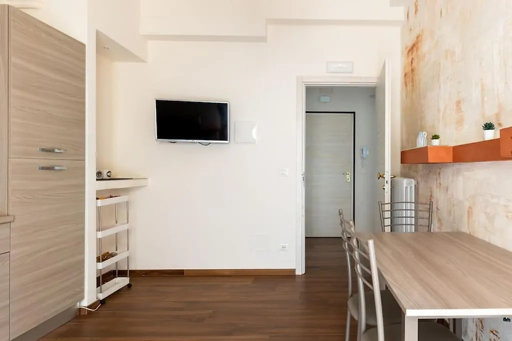 Ferienwohnung Ai Piedi Di San Luca - Parcheggio + 3 Bagni Bologna